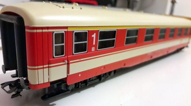 Einbau einer Innenbeleuchtung in Märklin 43206 ÖBB Schnellzug Wagen